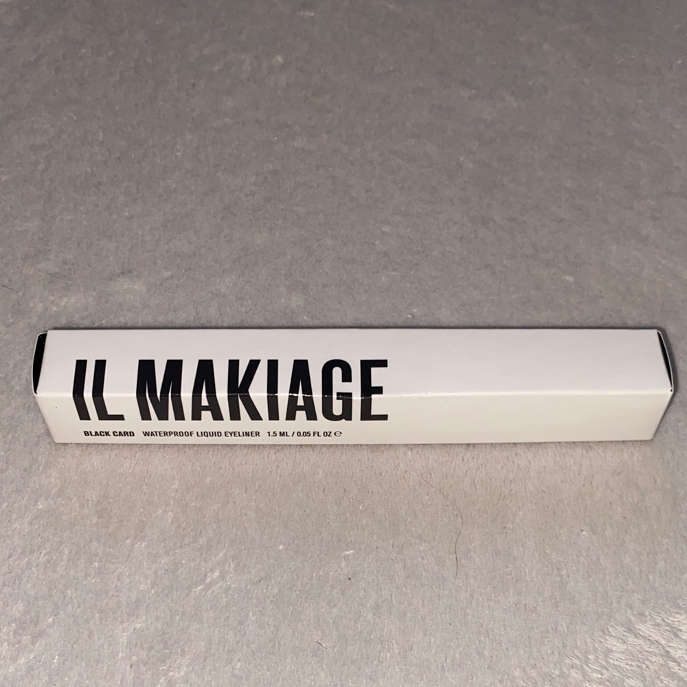 Il Makiage Black Card Waterproof Liquid Eyeliner 1.5 ml